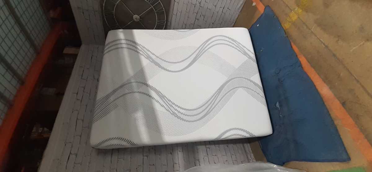 Tempur-Pedic Sense Firm 11 Inch Mattress - Queen - Gallery Image 5